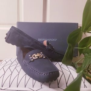 NWT Bernardo "Run Around" Navy Suede Driver Shoes